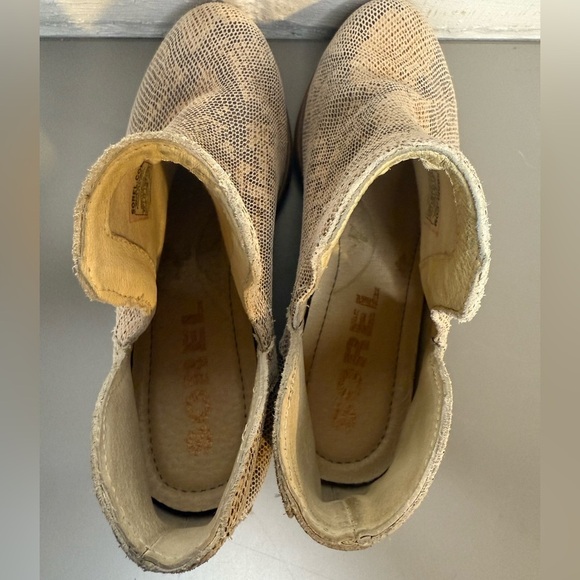 Women's Sorel Snake Print Ankle Boots NWOT - Picture 5 of 7